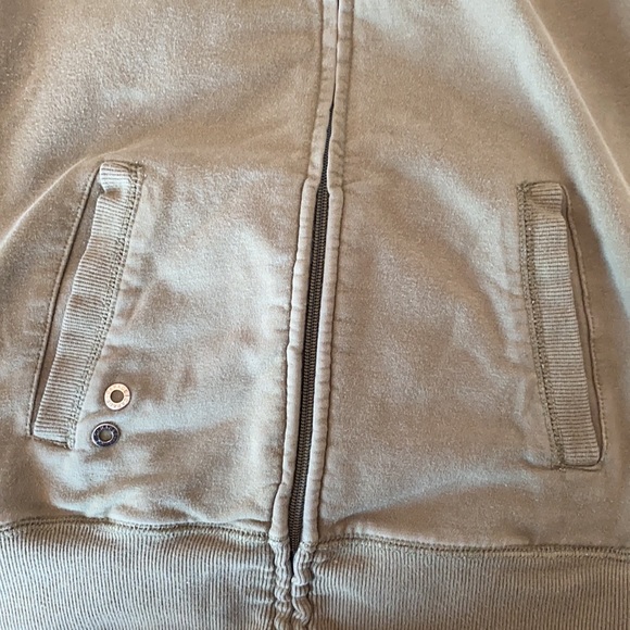 3 for $20 💜 GARAGE Zip Up Hoodie - Picture 3 of 7